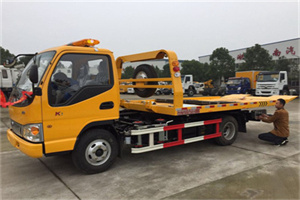 大钟寺哪里有拖车服务